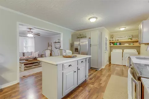 301 Richard St, Easley, SC 29640 photo 9