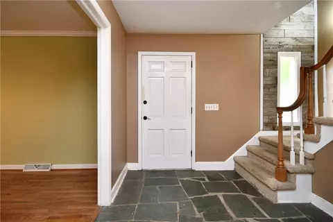116 Avalon Cir, Easley, SC 29640 photo 3