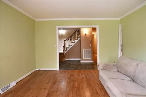 116 Avalon Cir, Easley, SC 29640 photo 5