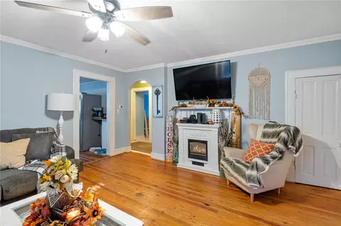 504 S 2nd St, Easley, SC 29640 photo 4
