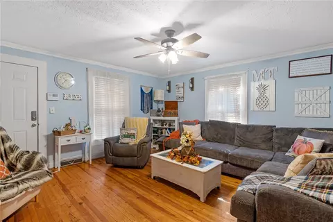 504 S 2nd St, Easley, SC 29640 photo 2