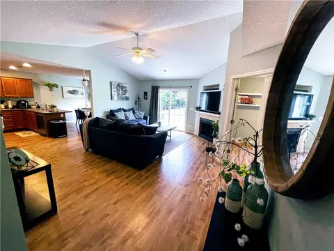 112 Baltic Ave, Anderson, SC 29621 photo 2