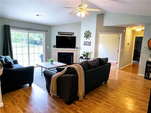 112 Baltic Ave, Anderson, SC 29621 photo 4