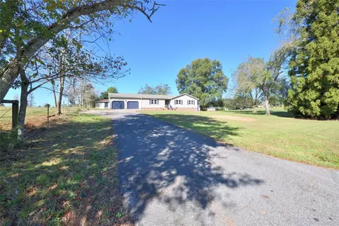 1136 Zion School Rd, Easley, SC 29642 photo 34