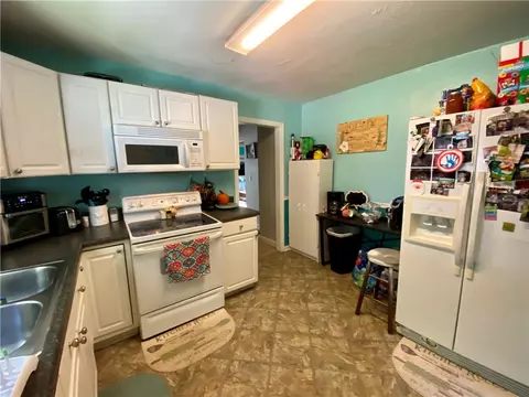 1619 Preston Dr, Anderson, SC 29621 photo 3