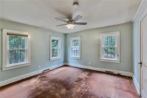 930 Cherry St, Pendleton, SC 29670 photo 14