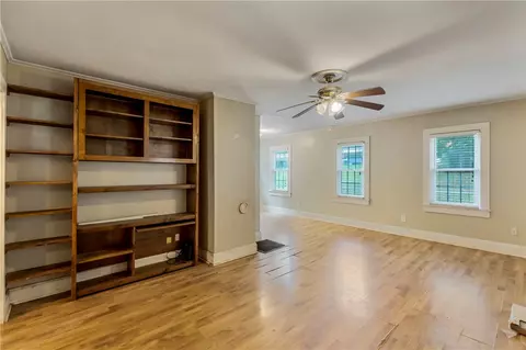 930 Cherry St, Pendleton, SC 29670 photo 1