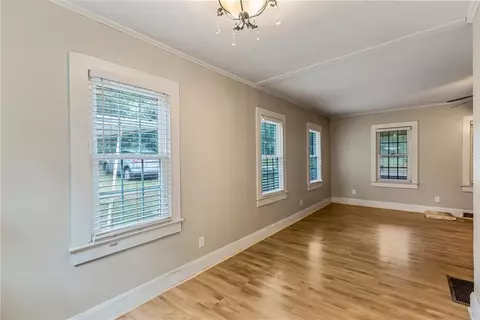 930 Cherry St, Pendleton, SC 29670 photo 7