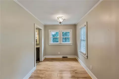 930 Cherry St, Pendleton, SC 29670 photo 5
