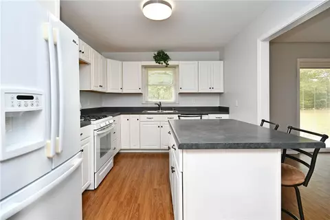 817 Rice Rd, Easley, SC 29640 photo 8
