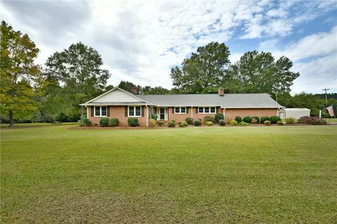 817 Rice Rd, Easley, SC 29640 photo 1