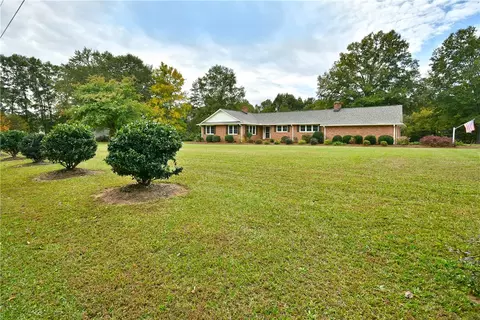 817 Rice Rd, Easley, SC 29640 photo 36