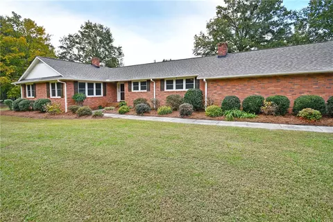 817 Rice Rd, Easley, SC 29640 photo 3