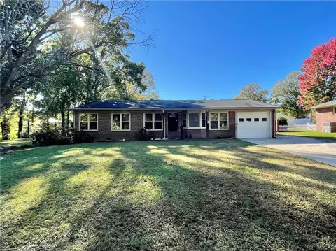 102 Mckay Rd, Honea Path, SC 29654 photo 1