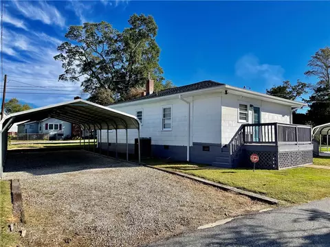 35 Smith St, Pelzer, SC 29669 photo 6