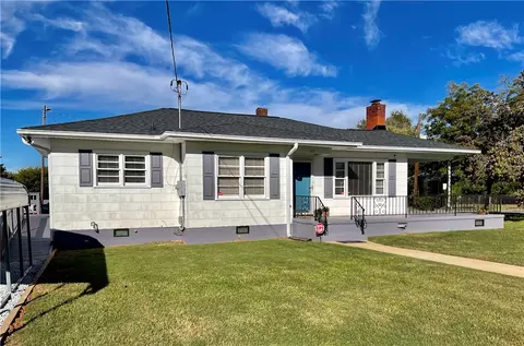 35 Smith St, Pelzer, SC 29669 photo 3