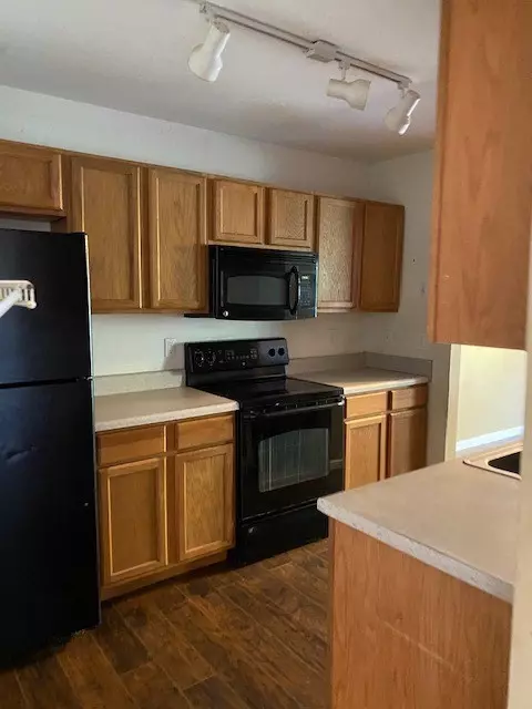 757 Bellview Way, Seneca, SC 29678 photo 2