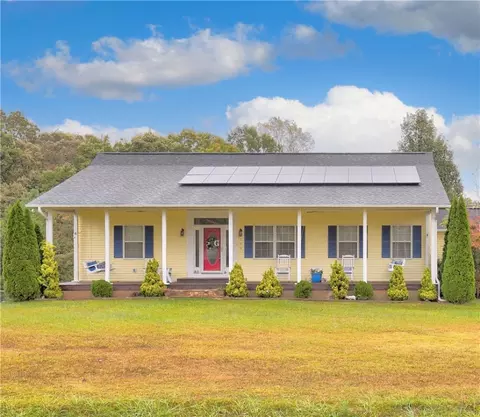 205 Torrington Rd, Walhalla, SC 29691 photo 1