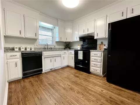 414 Wimberly Ln, Easley, SC 29642 photo 9