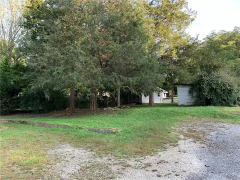 138 E Jones Ave, Pickens, SC 29671 photo 7