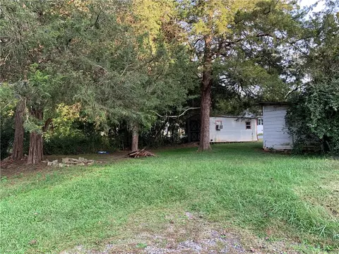 138 E Jones Ave, Pickens, SC 29671 photo 8