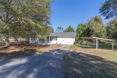 200 Travis Rd, Starr, SC 29684 photo 40