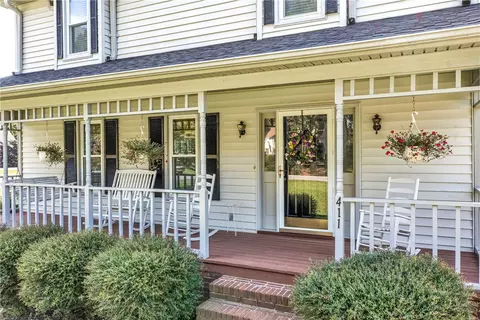 411 Syracuse Rd, Easley, SC 29642 photo 2