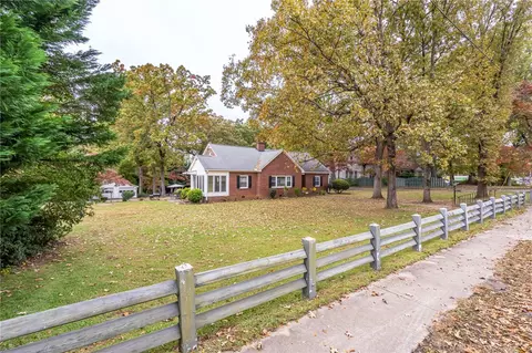 202 S C St, Easley, SC 29640 photo 29