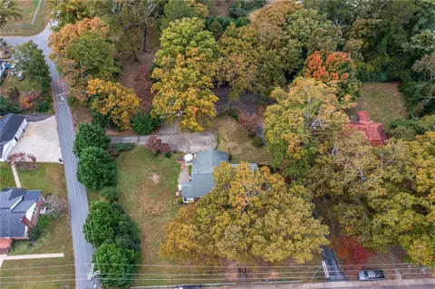 202 S C St, Easley, SC 29640 photo 28