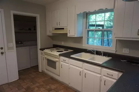 205 Thomas St, Pendleton, SC 29670 photo 9