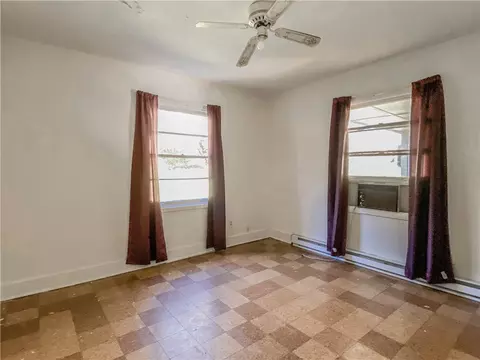 308 S Elm St, Pendleton, SC 29670 photo 13