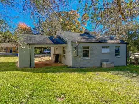 308 S Elm St, Pendleton, SC 29670 photo 2