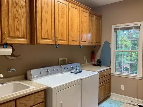 10005 Clovis Dr, Seneca, SC 29672 photo 12