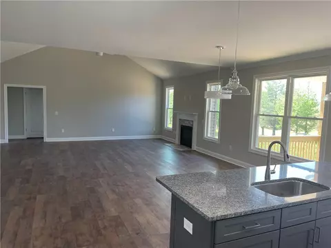 1904 Queen Dr, Walhalla, SC 29691 photo 12