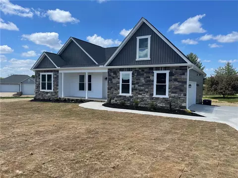 1904 Queen Dr, Walhalla, SC 29691 photo 3