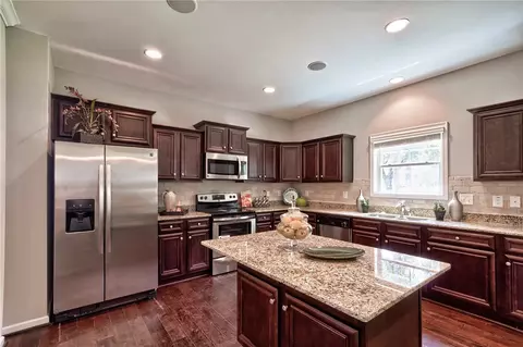 124 Granada Pl, Seneca, SC 29678 photo 4