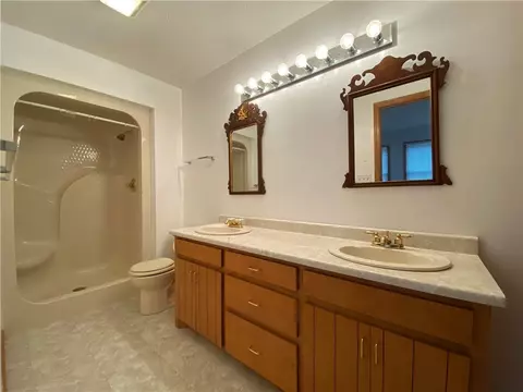 216 Battleground Rd, Chesnee, SC 29323 photo 9