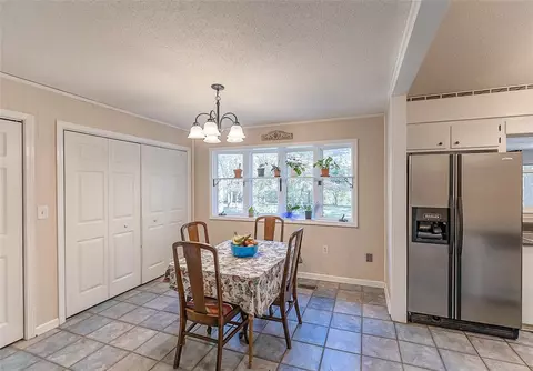 115 Tabor St, Central, SC 29630 photo 9