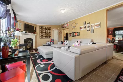 188 Davis Rd, Easley, SC 29640 photo 2