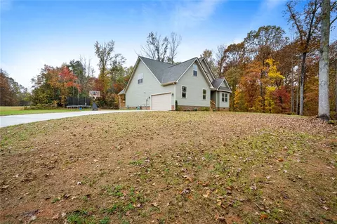 421 Saluda Rd, Williamston, SC 29697 photo 2