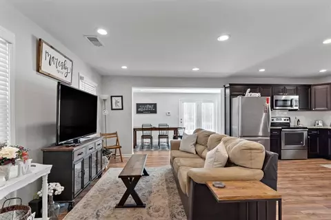 148 Vista Cir, Easley, SC 29642 photo 5