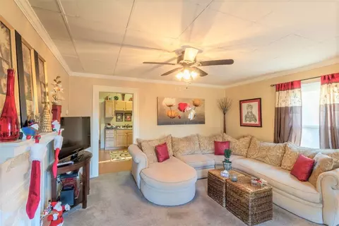 219 Pine St, Easley, SC 29640 photo 9