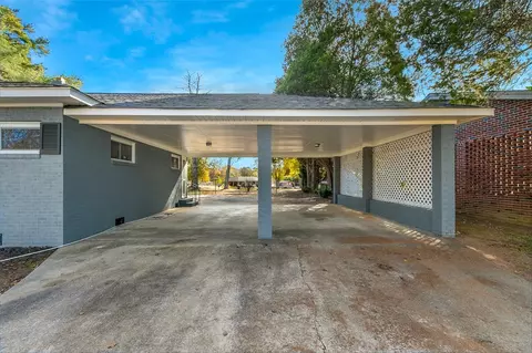 605 W Greer St, Honea Path, SC 29654 photo 8