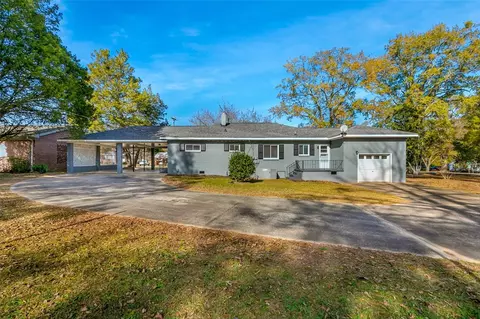 605 W Greer St, Honea Path, SC 29654 photo 11