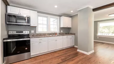 44 Spring St, West Pelzer, SC 29669 photo 8