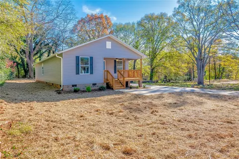 7 Spring St, Pelzer, SC 29669 photo 5