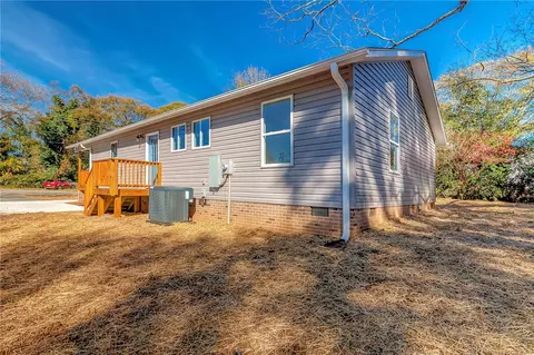 7 Spring St, Pelzer, SC 29669 photo 15