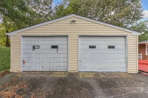 9 Dianne Ave, Pelzer, SC 29669 photo 12
