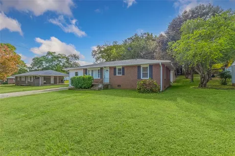9 Dianne Ave, Pelzer, SC 29669 photo 1