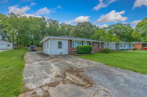 9 Dianne Ave, Pelzer, SC 29669 photo 3